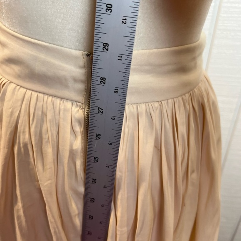BLAQUE LABEL Revolve Cream Skirt High Low Size Small - Picture 6 of 12